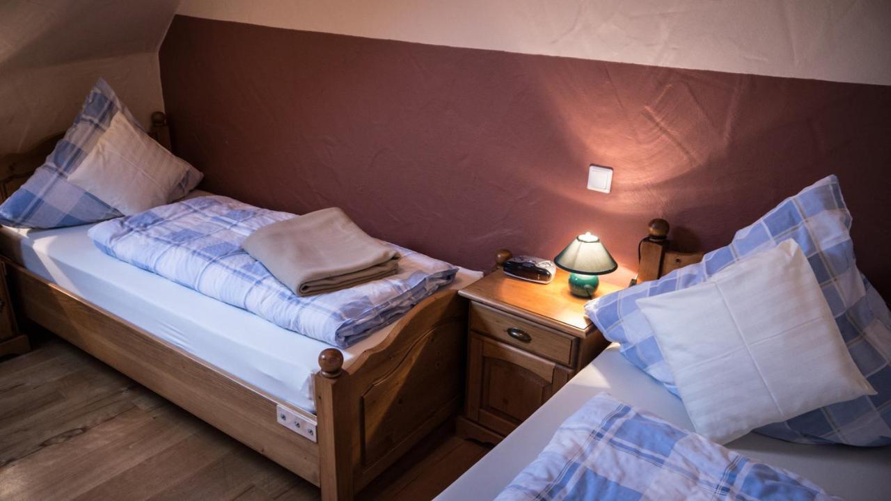 Ferienwohnung Zur Scheune Lind  Extérieur photo