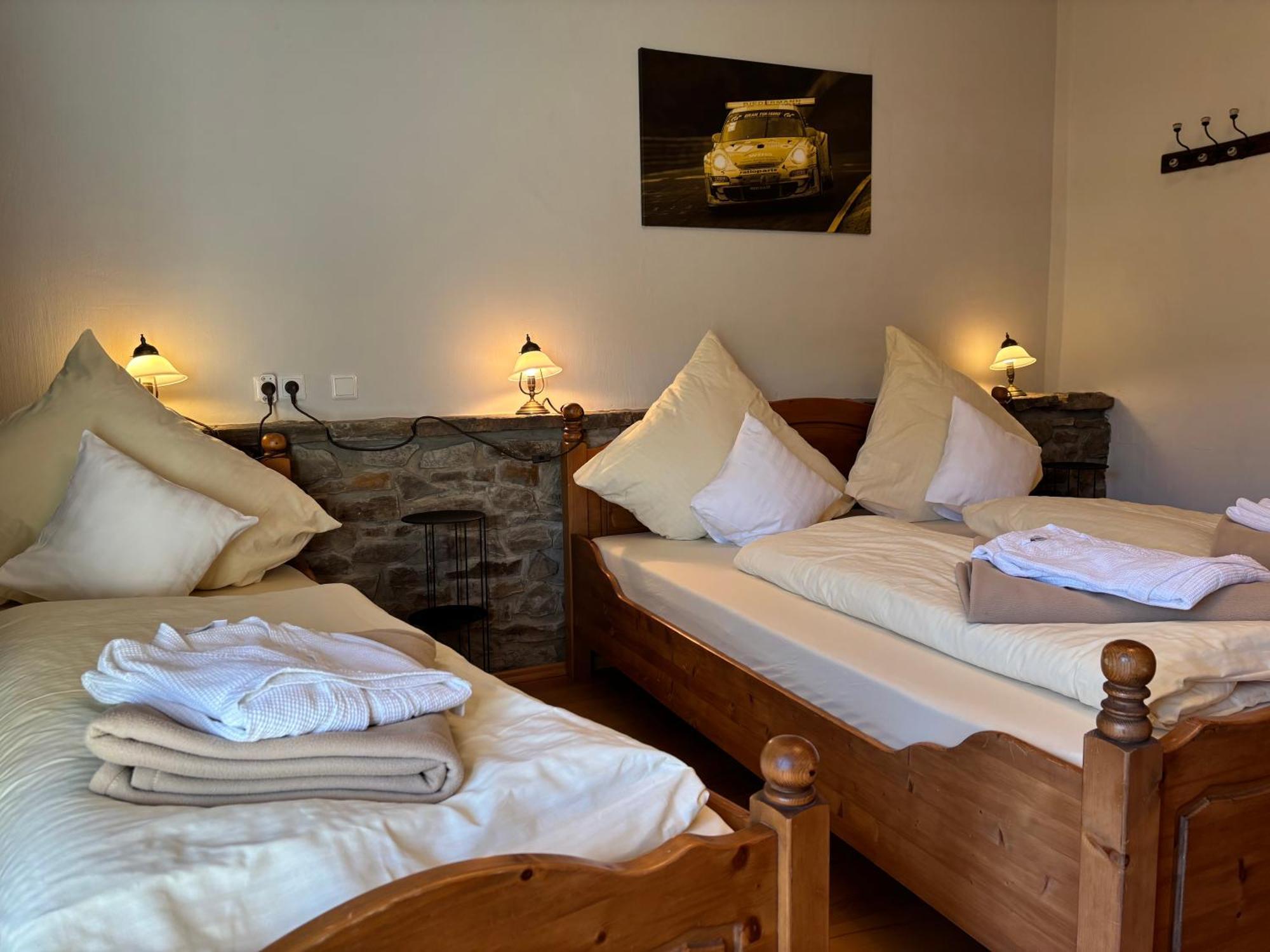 Ferienwohnung Zur Scheune Lind  Extérieur photo