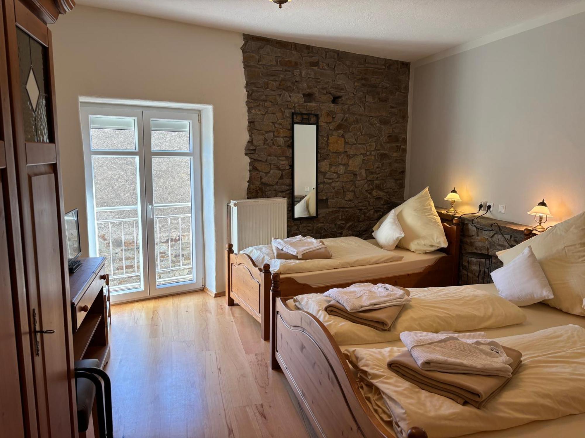 Ferienwohnung Zur Scheune Lind  Extérieur photo