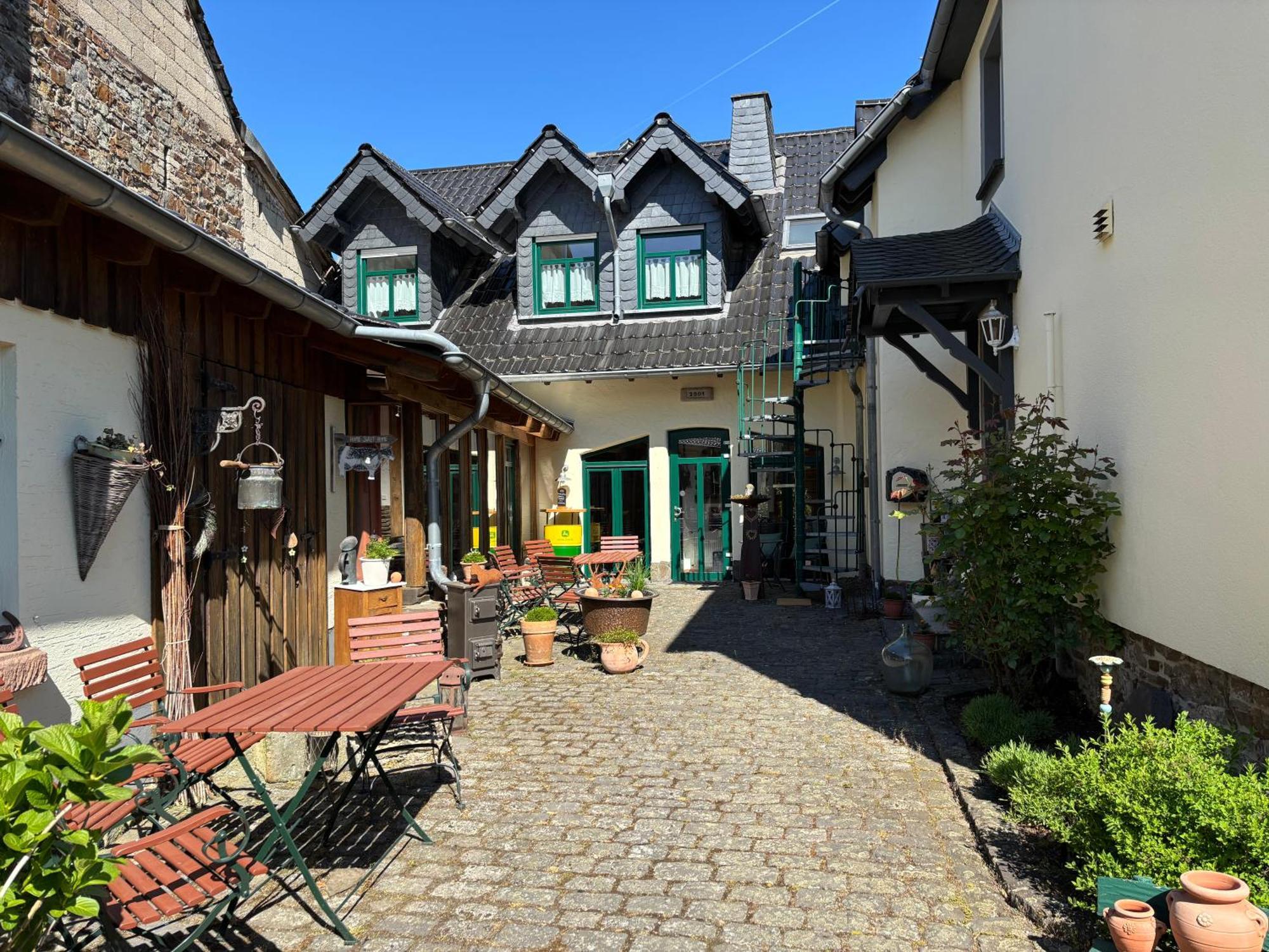 Ferienwohnung Zur Scheune Lind  Extérieur photo